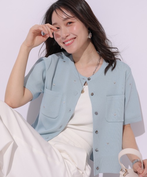 Apuweiser-riche（アプワイザーリッシェ）の「ハート刺繍カラーカーデ