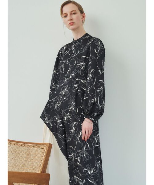 ELENDEEK（エレンディーク）の「サイドラッフルギャザーワンピース