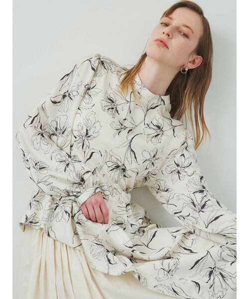 ELENDEEK（エレンディーク）の「サイドラッフルギャザーワンピース