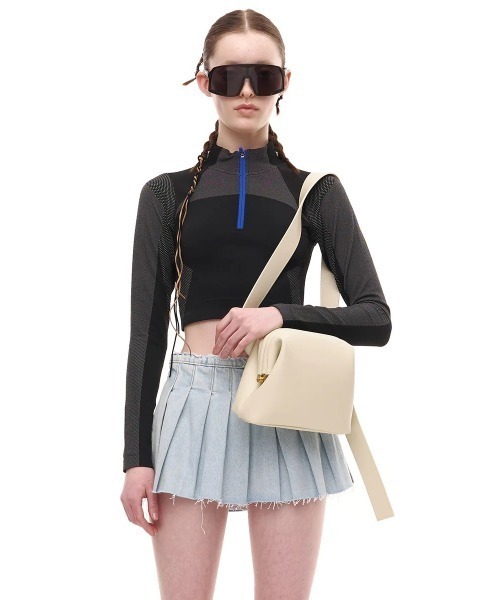 OSOI/オソイ MINI BROT ハンドバック ショルダーバッグ（ハンドバッグ