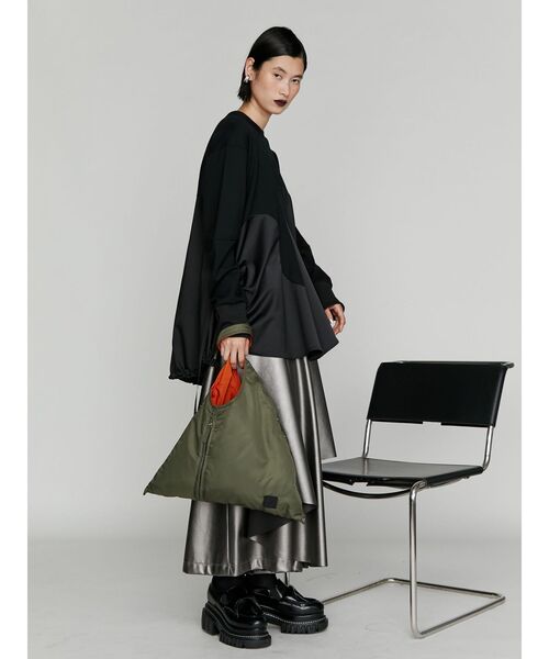 UN3D.（アンスリード）の「2WAY PADDED TRIANGLE BAG / 2WAYパデッド