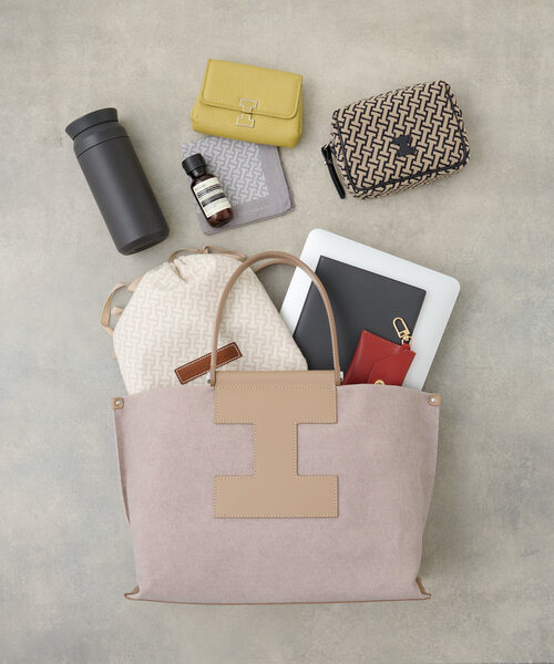 IACUCCI（イアクッチ）の「ソルベット M CANVAS/RUGA（トートバッグ