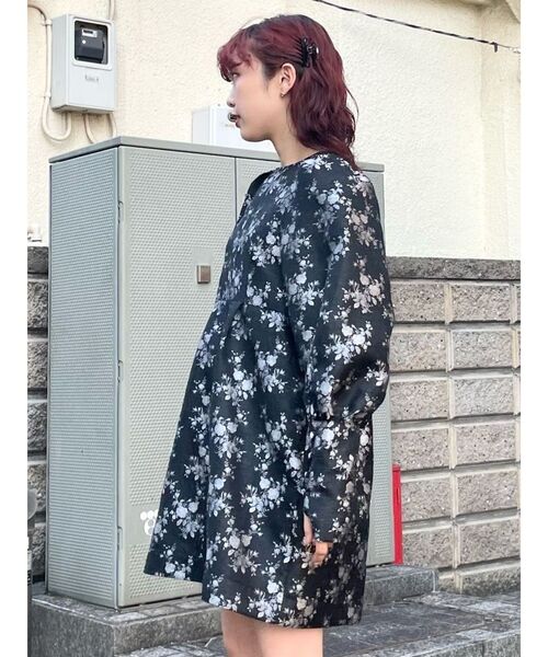 merry jenny（メリージェニー）の「flowerジャガードパフミニ