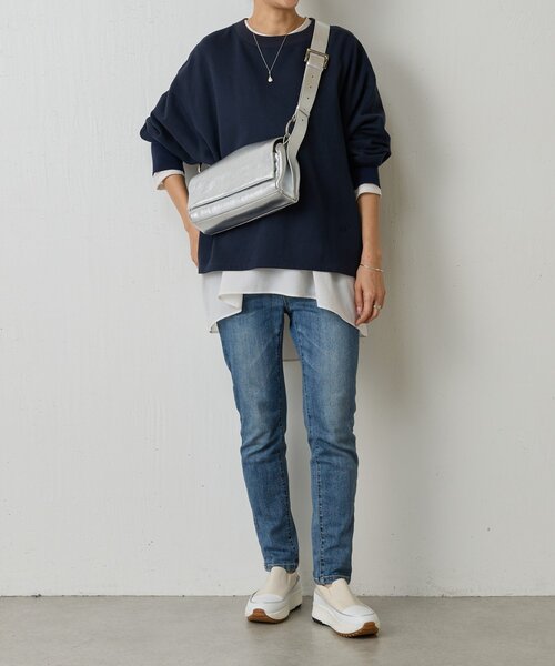 本革》レザーボディバッグ（ショルダーバッグ）｜BEARDSLEY