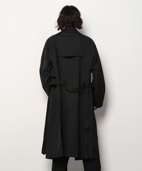 Y-3（ワイスリー）の「M CLASSIC DENSE WOVEN COAT（ダウンジャケット