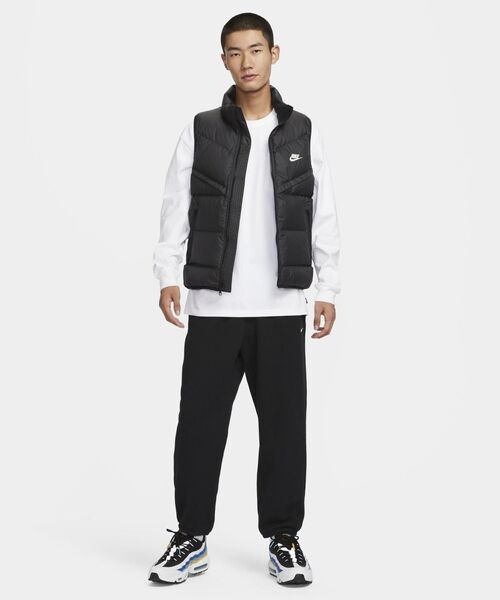 NIKE（ナイキ）の「ナイキ スポーツウェア ウィンドランナー Storm-FIT
