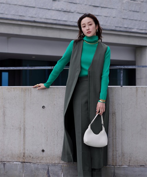 UR'S（ユアーズ）の「Vネックロングジレ/ジャンパースカート（ベスト