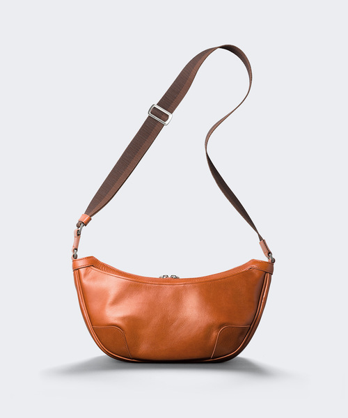 aniary（アニアリ）の「ショルダーバッグ（アンティークレザー