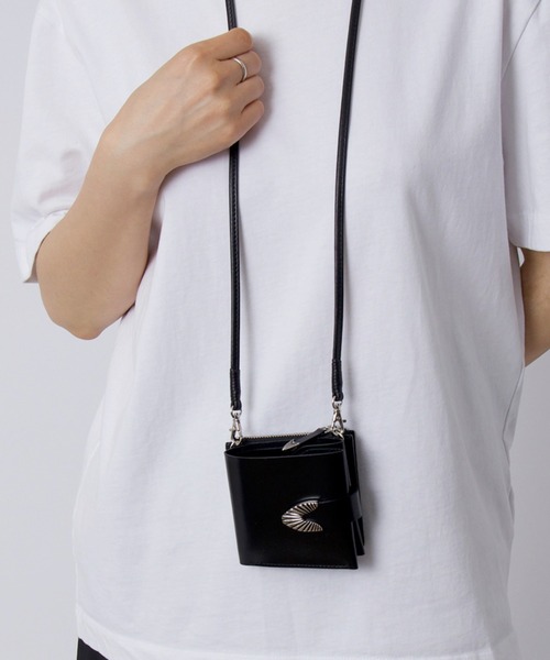TOGA（トーガ）の「TOGA PULLA Leather shoulder wallet（財布）」 - WEAR