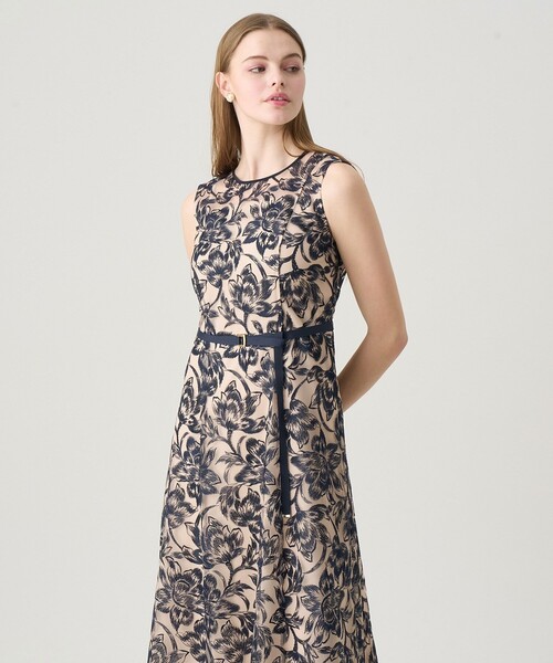 アートフラワーエンブロイダリーワンピース（ドレス）｜ANAYI（アナイ