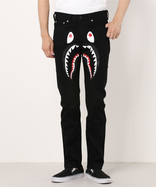 A BATHING APE（アベイシングエイプ）の「SHARK SLIM STRETCH DENIM