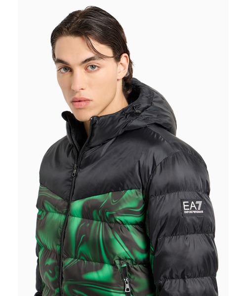 EMPORIO ARMANI EA7（エンポリオアルマーニイーエーセブン）の