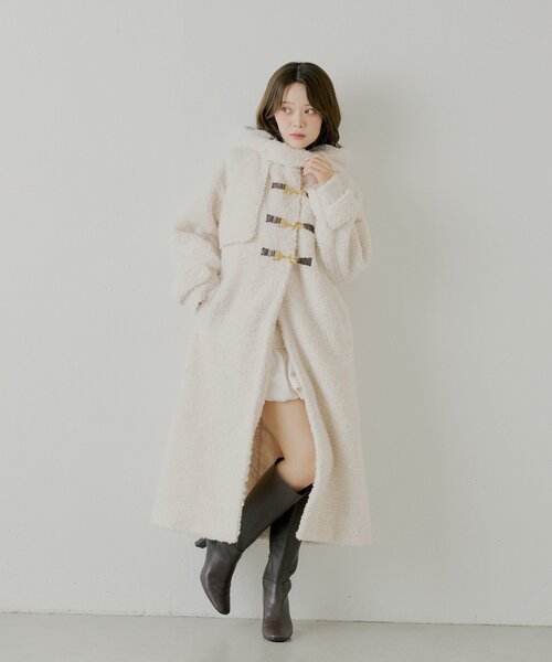 Chico（チコ）の「【SALON by Chico】ショートボアフードロング