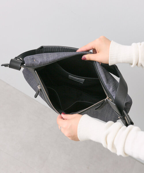 kawa-kawa(カワカワ)】NO1289 WETボディバッグMサイズ（ボディバッグ