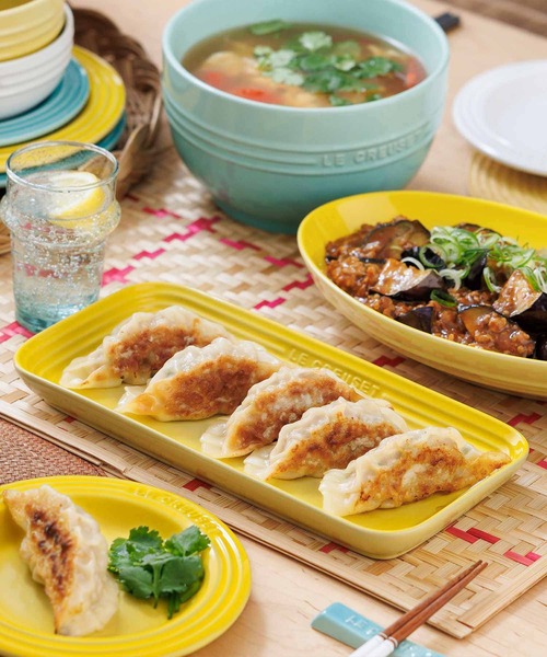 Le Creuset（ルクルーゼ）の「レジェ・レクタンギュラー・プレート