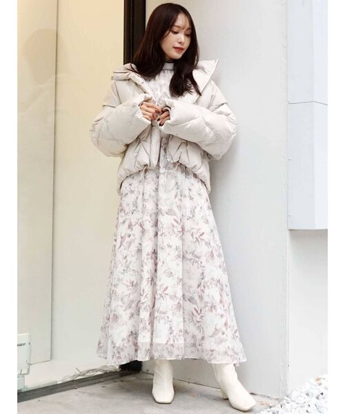 MERCURYDUO（マーキュリーデュオ）の「水彩フラワーウエストリブ