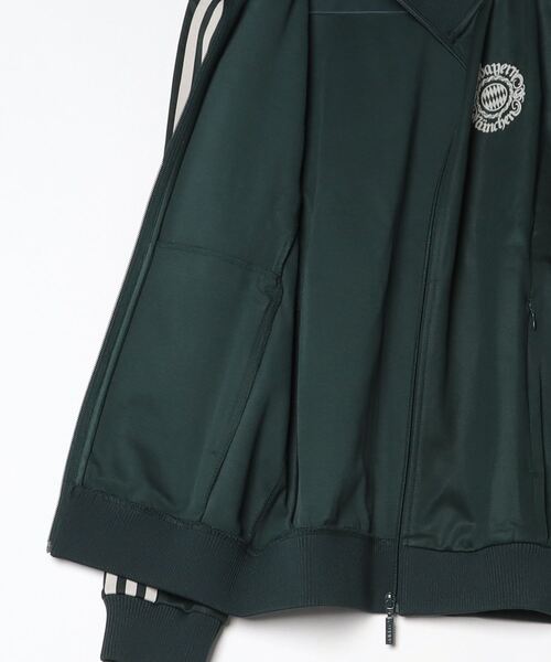 adidas（アディダス）の「FCバイエルン シーズナル トラックトップ