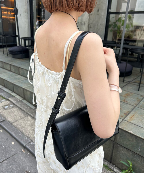 mystic（ミスティック）の「【2サイズ展開】シャイニーフラワー