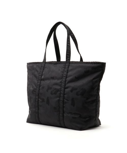 A BATHING APE（アベイシングエイプ）の「PORTER ABC POLYESTER