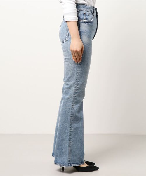 MOUSSY（マウジー）の「MVS FLARE L／BLU（デニムパンツ）」 - WEAR