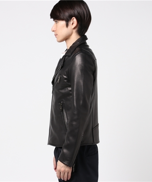 BLACK LABEL CRESTBRIDGE（ブラックレーベル・クレストブリッジ）の