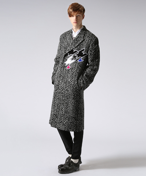 KRIS VAN ASSCHE（クリスヴァンアッシュ）の「DOUBLEBREASTED COAT