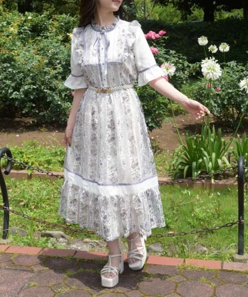 axes femme（アクシーズファム）の「ストライプローズ柄レース