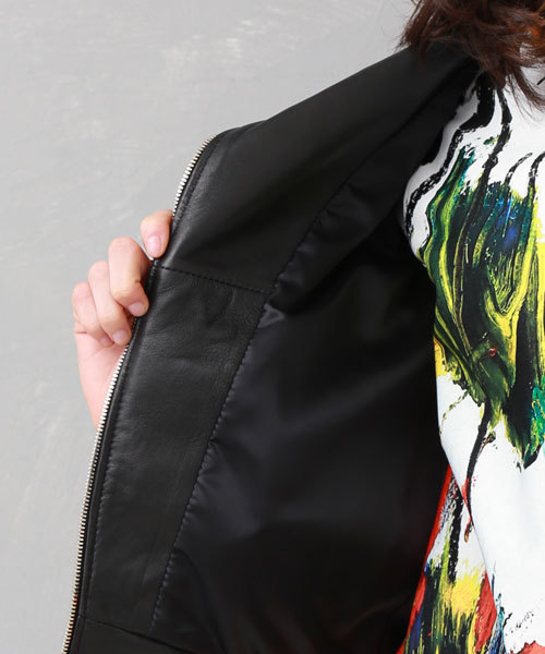 UNITED TOKYO（ユナイテッドトウキョウ）の「ダブルレザーライダース