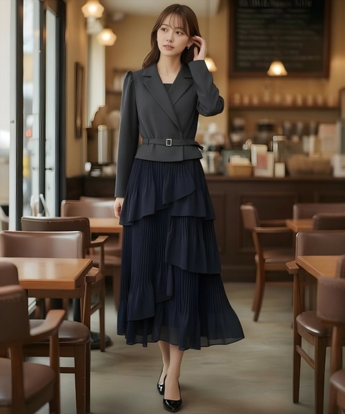 ジャケットレイヤードプリーツワンピース（ワンピース）｜AND COUTURE