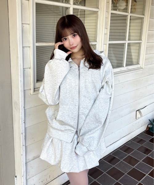 ビジューまみれパーカー（パーカー）｜one way（ワンウェイ）の