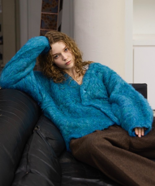 soerte（ソエルテ）の「Wool blend super volume shaggy knit cardigan