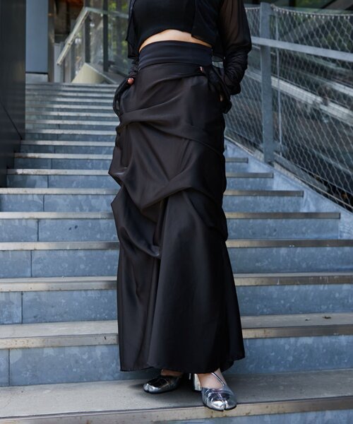 Mavie..7】後ろレースアップサテンタックスカート（スカート）｜Mavie