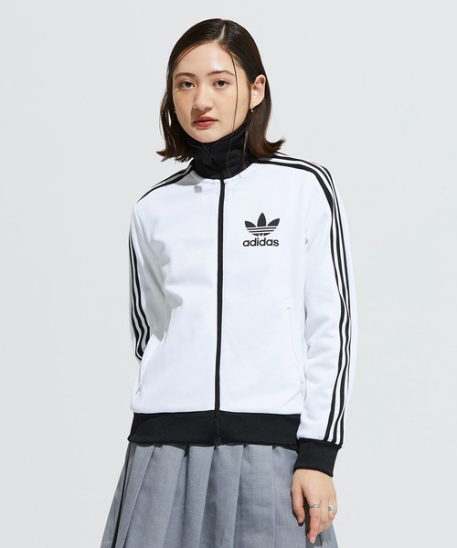 adidas（アディダス）の「アディダス クラシック トラックトップ
