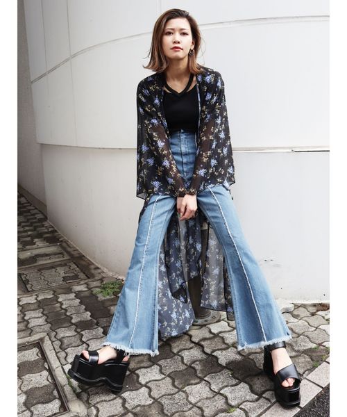 EMODA（エモダ）の「フィットフレアスーパーハイウエストジーンズ