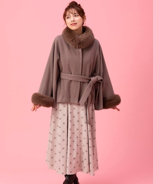 MISCH MASCH（ミッシュマッシュ）の「エコファーポンチョコート（ノー