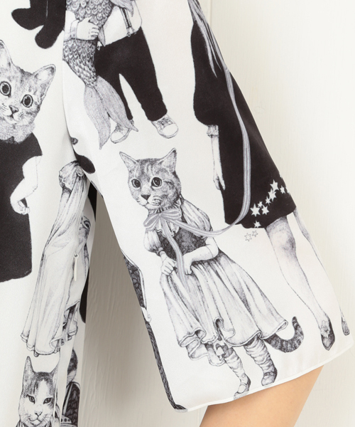 mmts（マミタス）の「ヒグチユウコ×mmts / 猫10匹 総柄 ワンピース