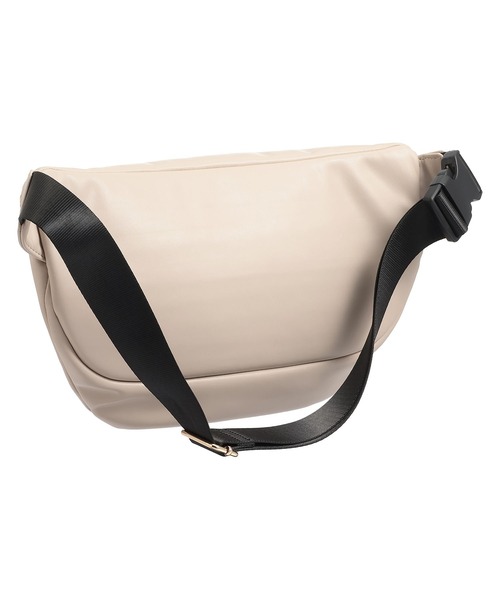 MARY QUANT（マリークワント）の「フロントポケットデイジーパッチ