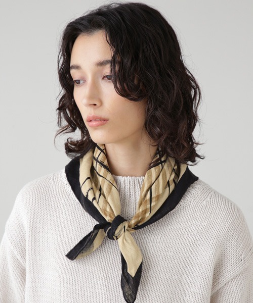 MARGARET HOWELL（マーガレットハウエル）の「PAINTED CHECK BORDER