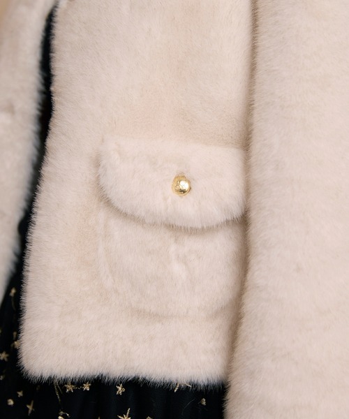 ゴールドボタンフェイクファージャケット（ノーカラージャケット