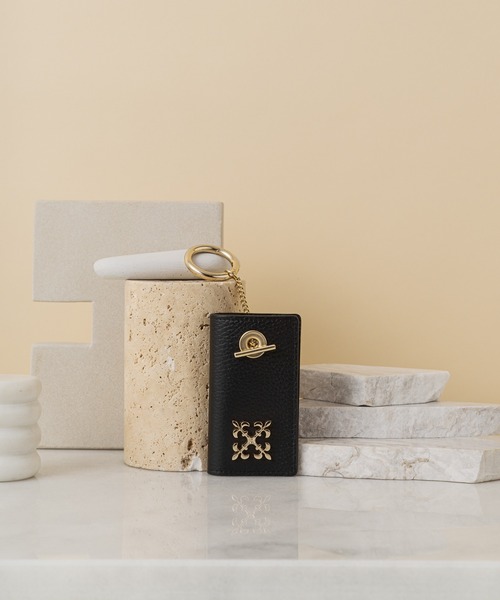 russet（ラシット）の「《soeru》モノグラムプレートキーケース(SO-386