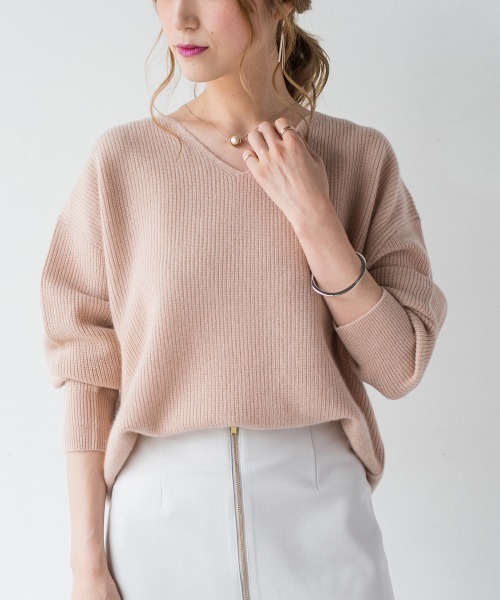 LOUNGEDRESS（ラウンジドレス）の「カシミヤ100畦Vネックニット