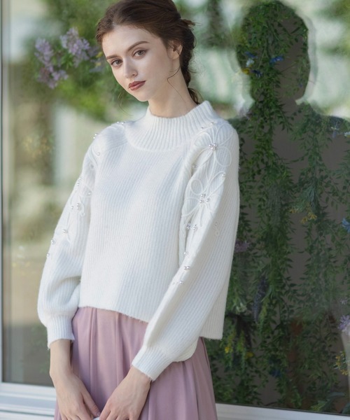 NOELA（ノエラ）の「テープフラワーミドルニット（ニット/セーター