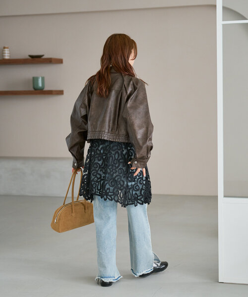 Kastane（カスタネ）の「【2サイズ展開】フェイクレザーショート