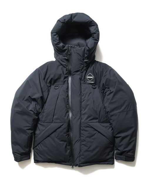 F.C.Real Bristol（エフシーレアルブリストル）の「DOWN BENCH PARKA