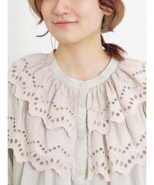 Samansa Mos2（サマンサ モスモス）の「二段スカラップレースブラウス