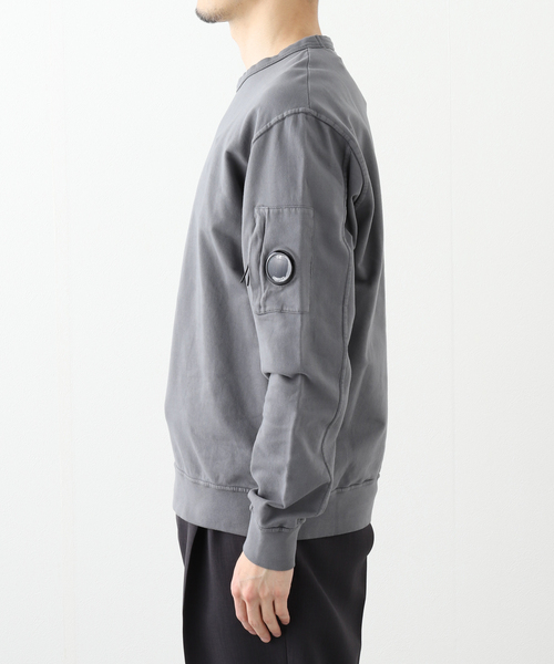 セール】【C.P. Company】ライト フリース クルーネック スウェット