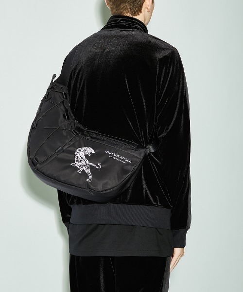 Onitsuka Tiger（オニツカタイガー）の「MESSENGER BAG