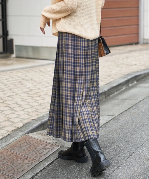 audrey and john wad（オードリーアンドジョンワッド）の「オーバー