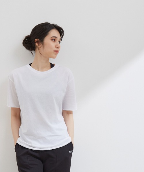 Alo Yoga（アロヨガ）の「【alo】EVERYDAY Tシャツ（Tシャツ