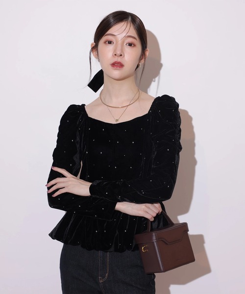 Rirandture（リランドチュール）の「ベロア刺繍ペプラムブラウス